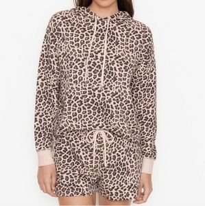 NWOT Victoria's Secret Glow Leopard Thermal Waffle Pajamas/Loungewear Set